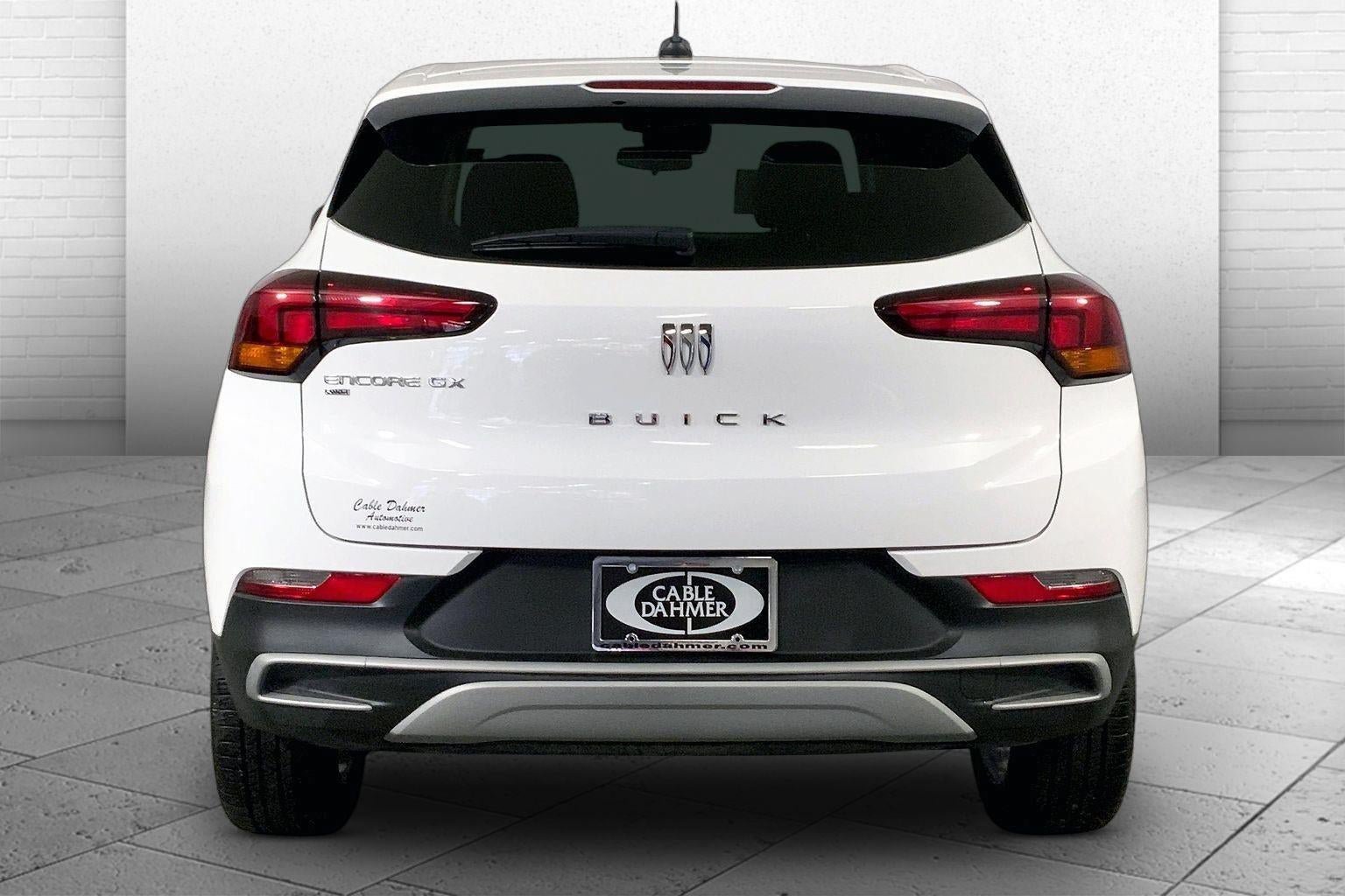 Used 2025 Buick Encore GX Preferred AWD/4WD image 3
