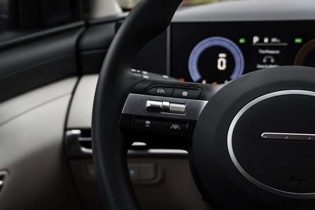 New 2026 Hyundai Tucson SE image 11