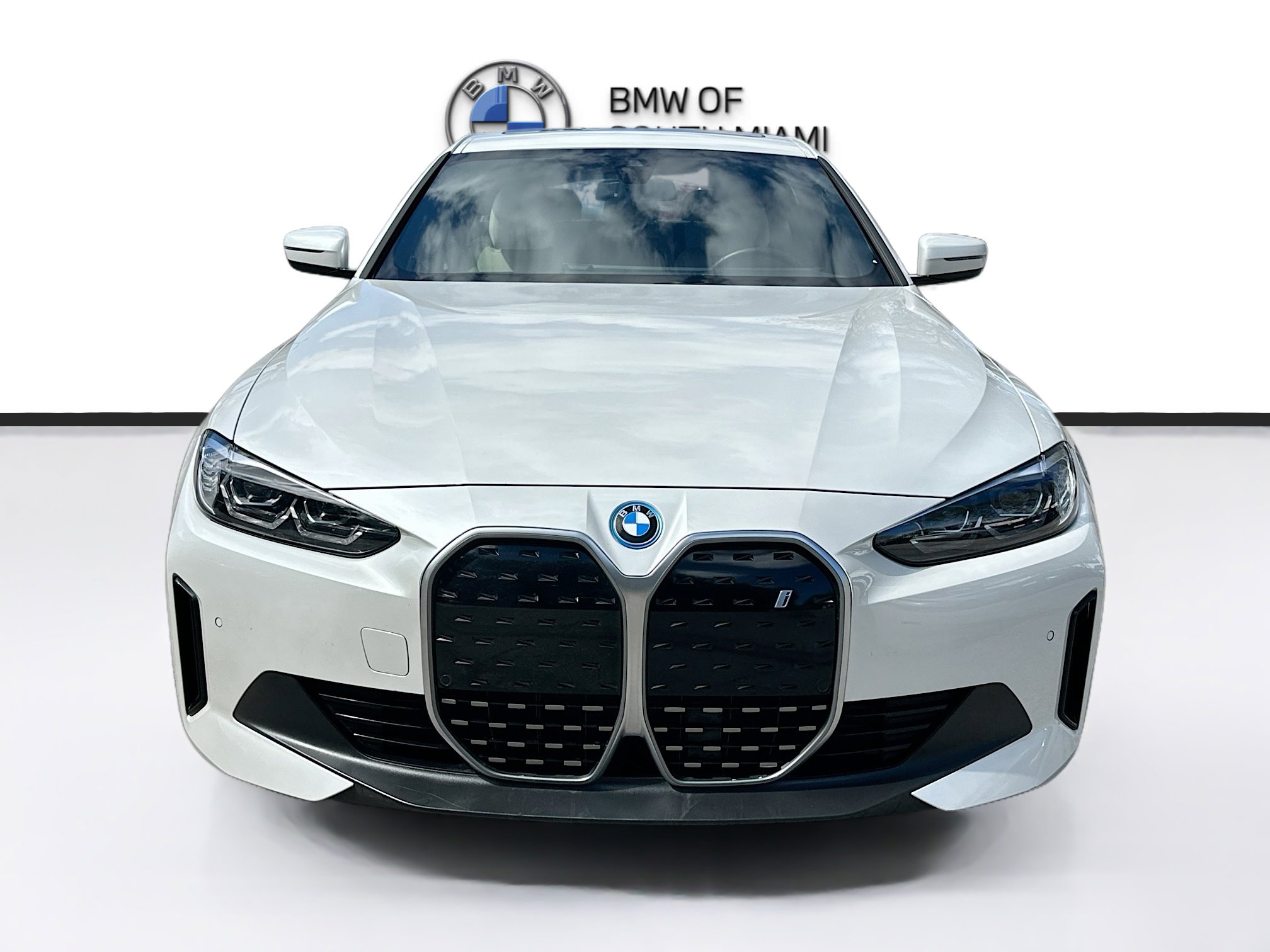 Certified 2024 BMW i4 eDrive40 image 2