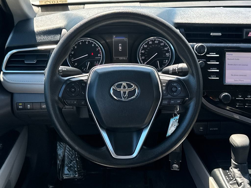 Used 2018 Toyota Camry LE FWD image 12