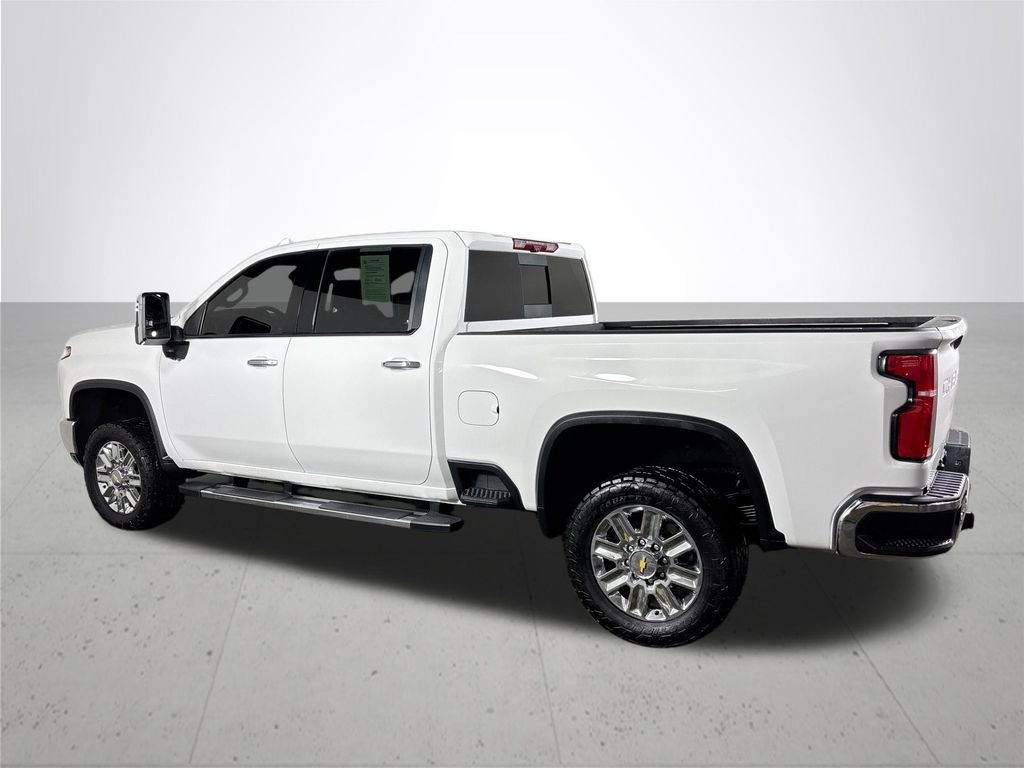 Used 2024 Chevrolet Silverado 3500 LTZ w/ LTZ Convenience Package image 8