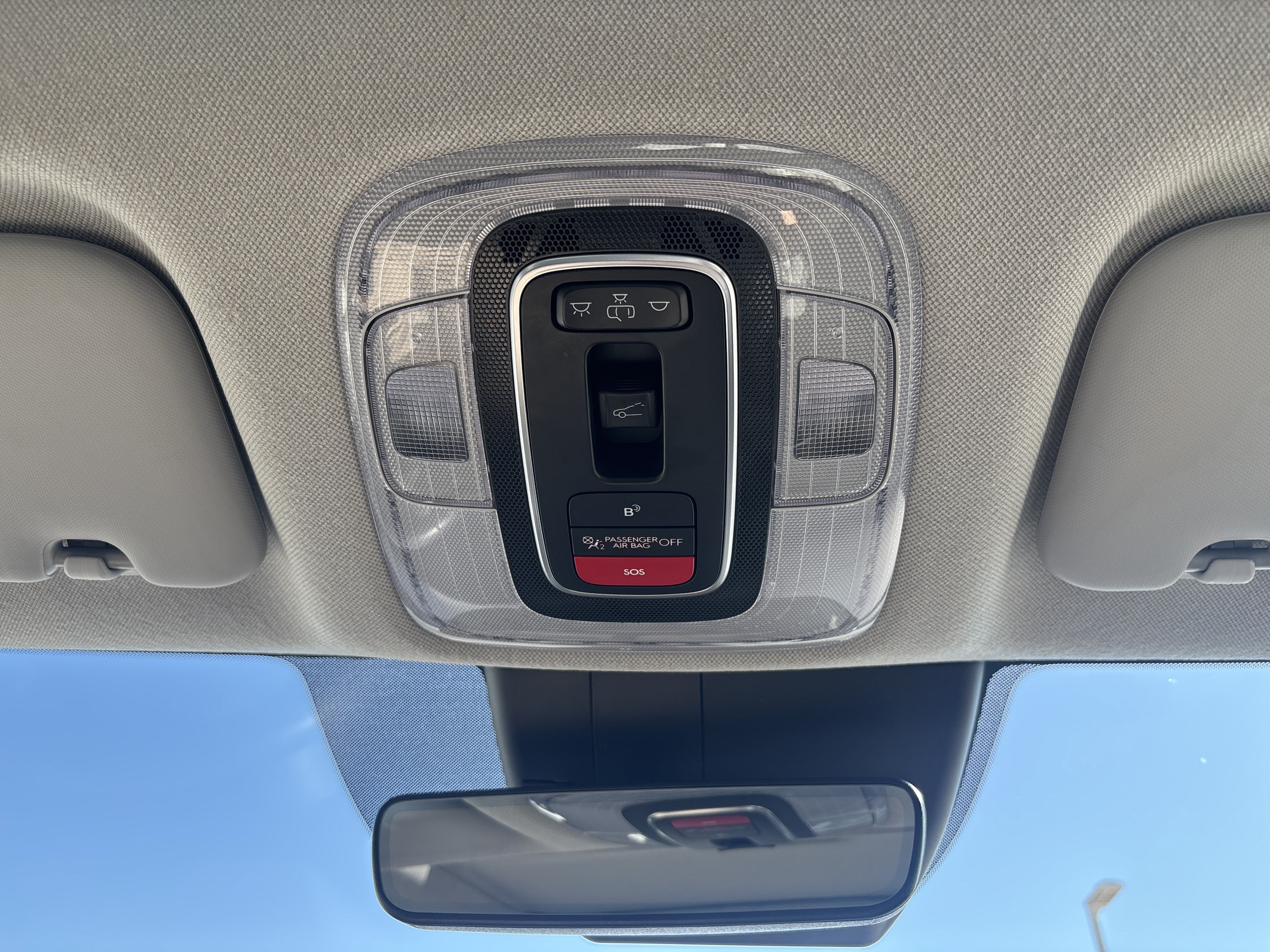 Used 2025 Hyundai Elantra Limited FWD image 21
