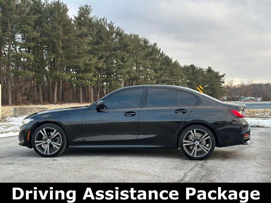 Certified 2023 BMW 330i xDrive Sedan w/ Premium Package image 4
