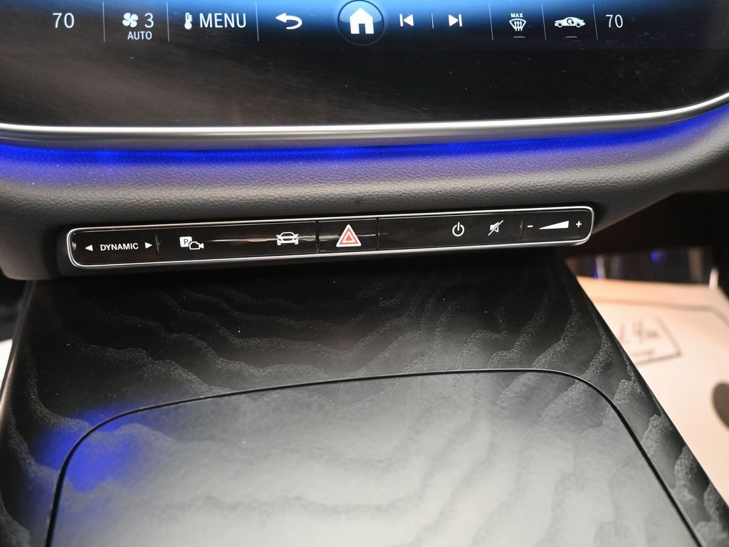 Used 2024 Mercedes-Benz E 350 4MATIC Sedan w/ Leather Package image 17