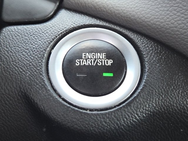 Used 2020 Chevrolet Equinox LS w/ LS Convenience Package FWD image 20