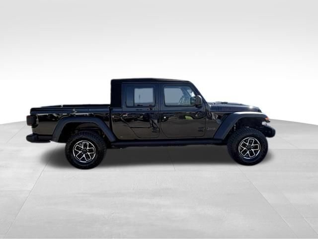 Used 2022 Jeep Gladiator Rubicon w/ LED Lighting Group AWD/4WD image 9