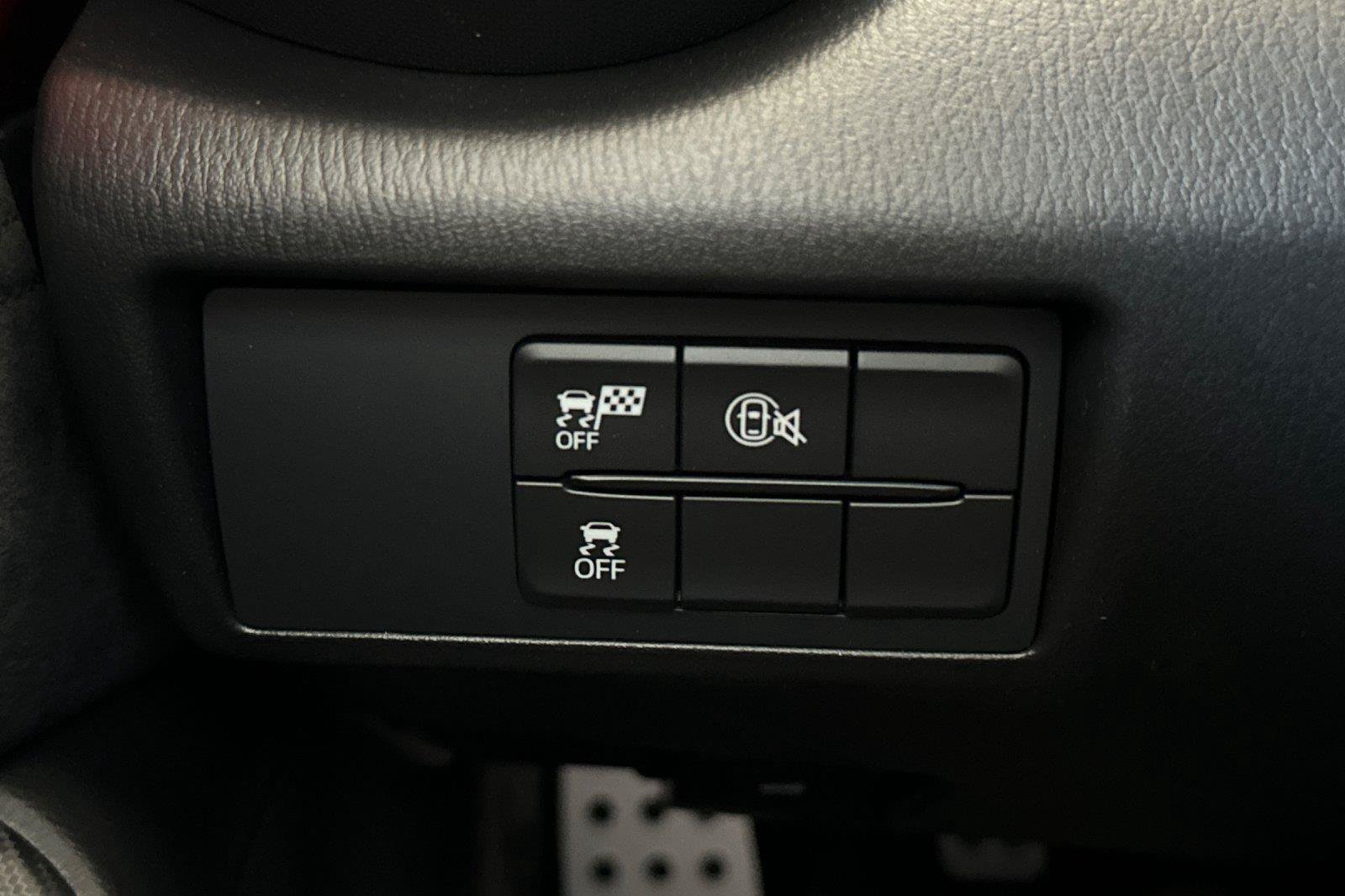 New 2026 MAZDA MX-5 Miata RF Club w/ Interior Package RWD image 28