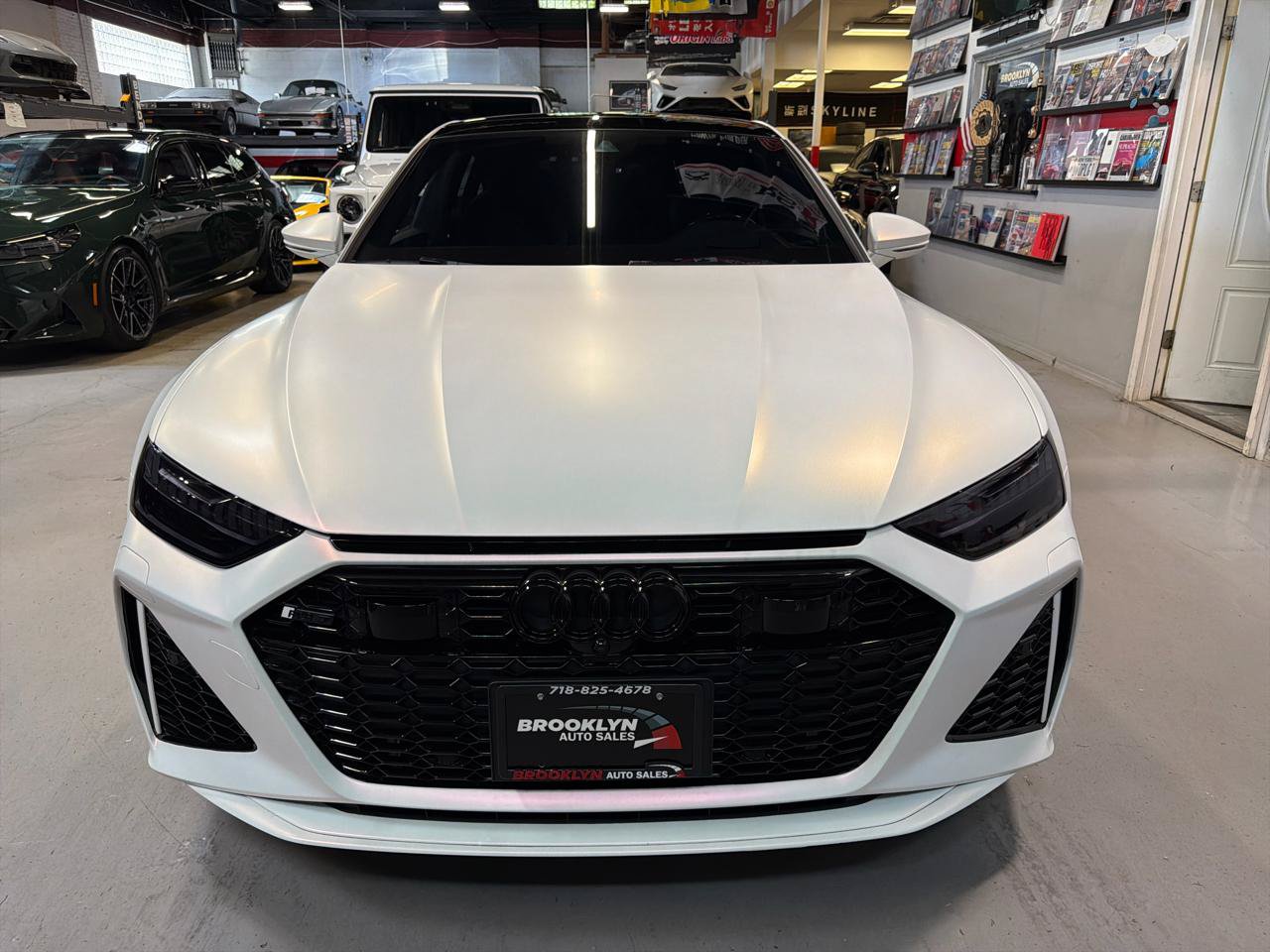 Used 2023 Audi RS 7 Sportback AWD/4WD image 2
