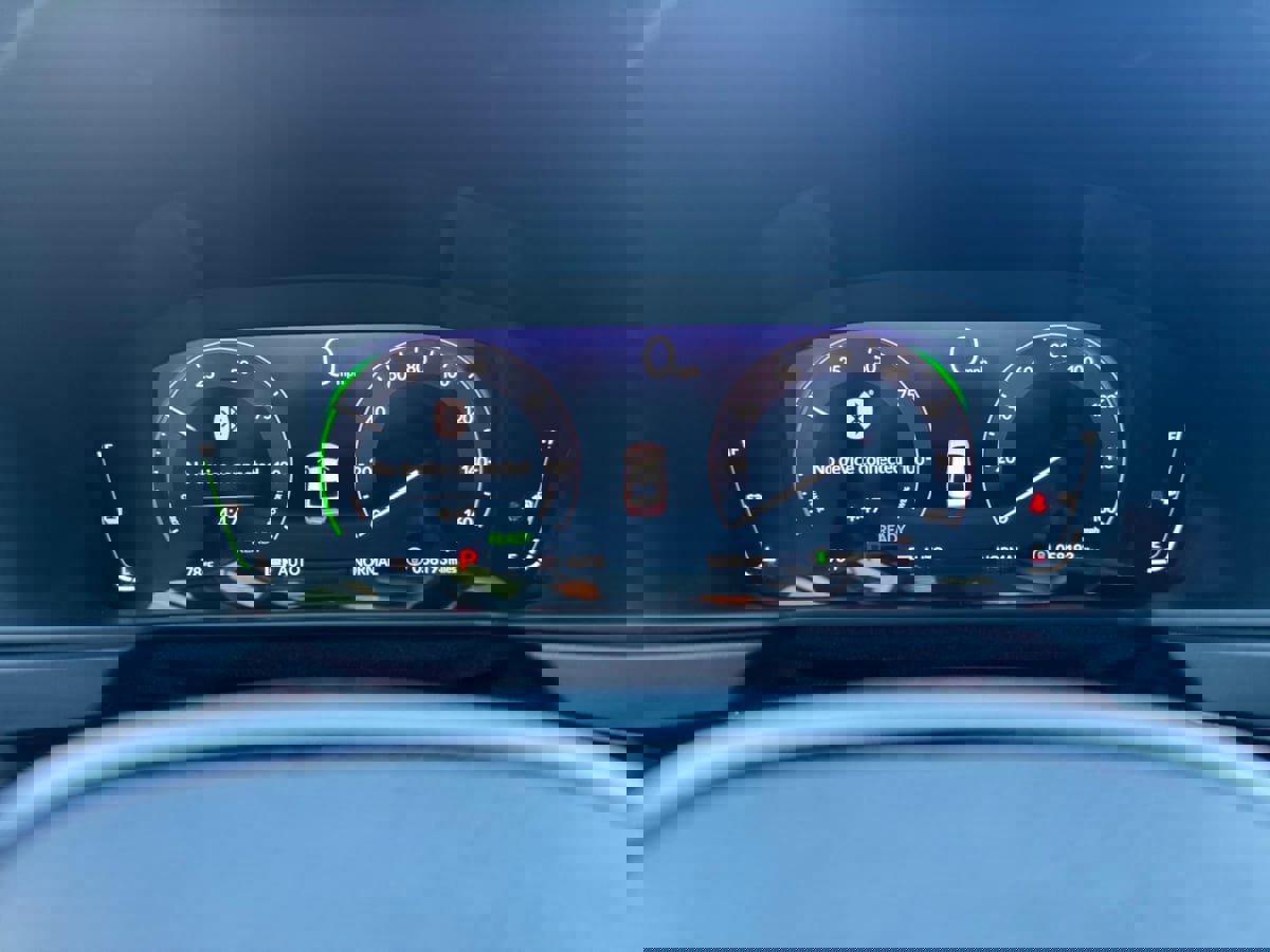 Used 2023 Honda Accord Sport image 12