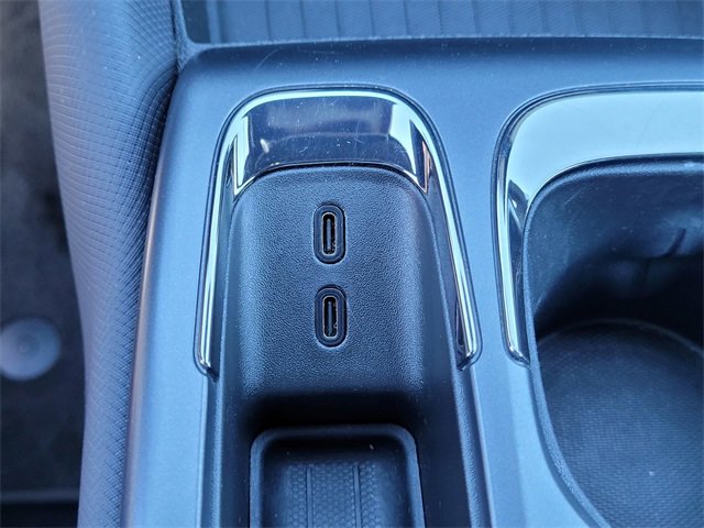 Used 2025 Chevrolet Equinox EV RS image 24