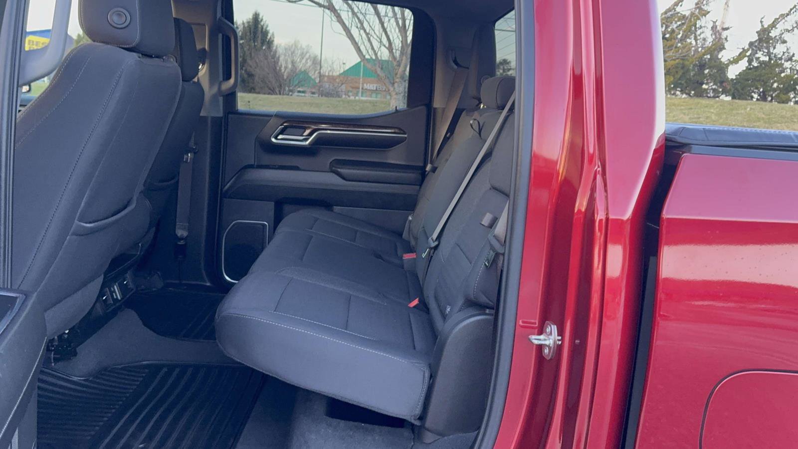 Used 2023 GMC Sierra 1500 Elevation image 16