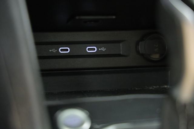 Used 2024 Volkswagen Tiguan SE image 20