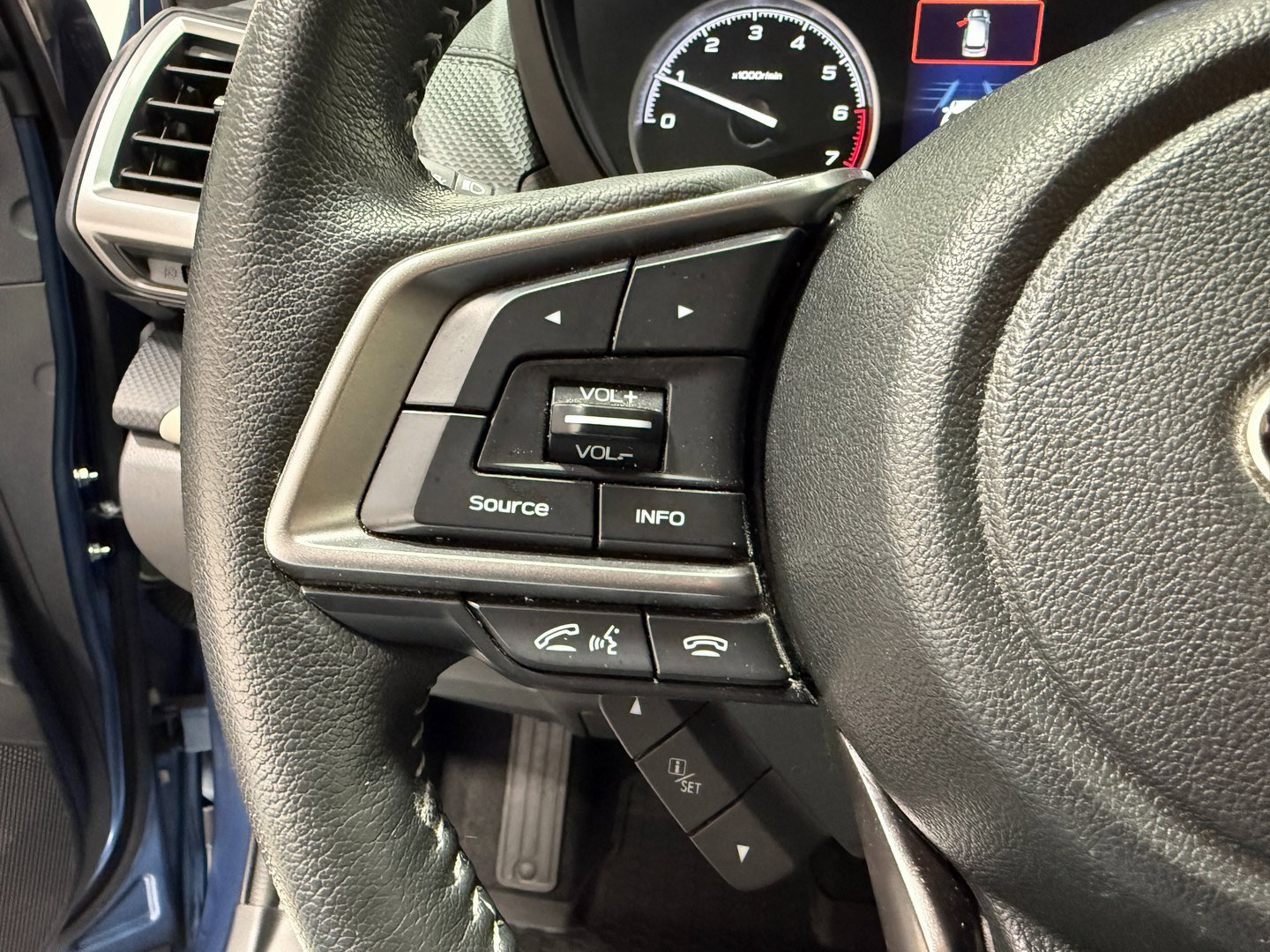 Used 2022 Subaru Forester Limited image 22