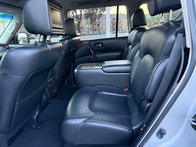 Used 2016 INFINITI QX80 Luxe w/ 22" Wheel Package image 13