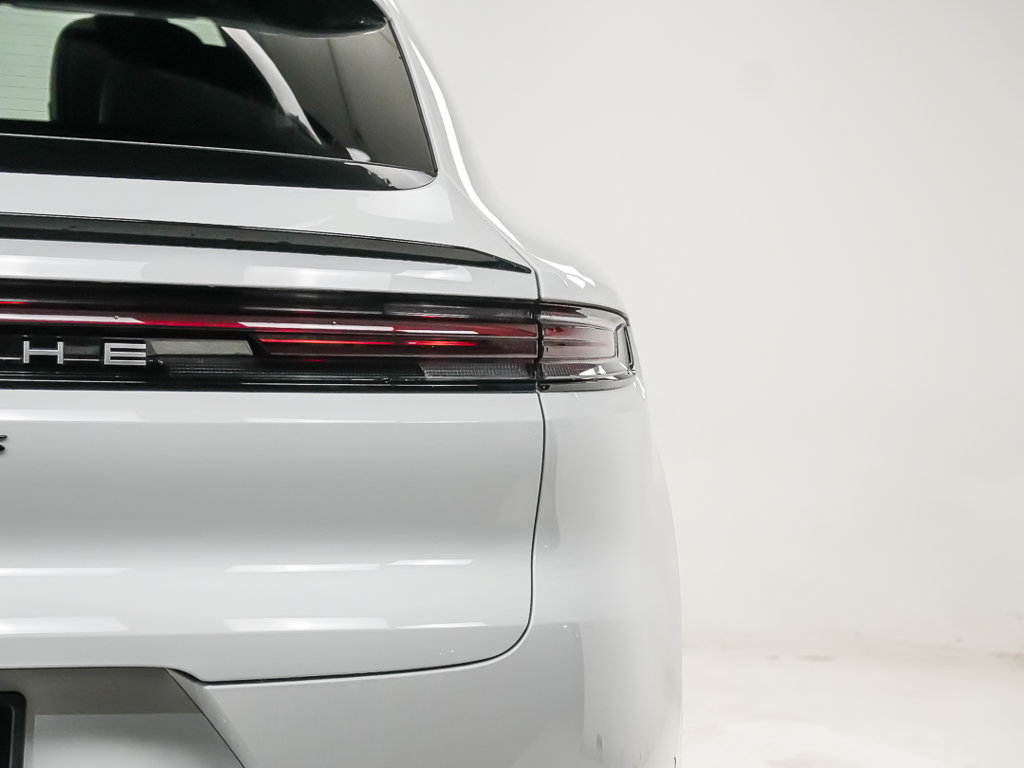 New 2026 Porsche Cayenne S AWD/4WD image 11