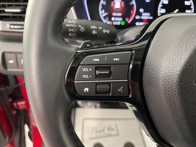 Used 2025 Honda Pilot Touring image 22
