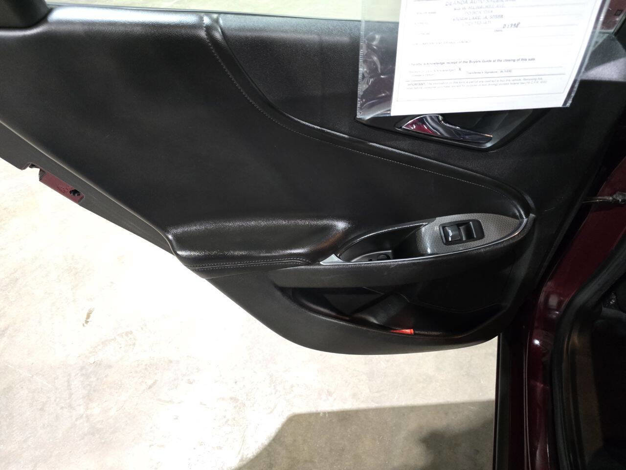 Used 2016 Chevrolet Malibu LT w/ Leather Package image 25