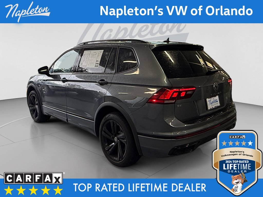 Used 2024 Volkswagen Tiguan SE R-Line AWD/4WD image 3