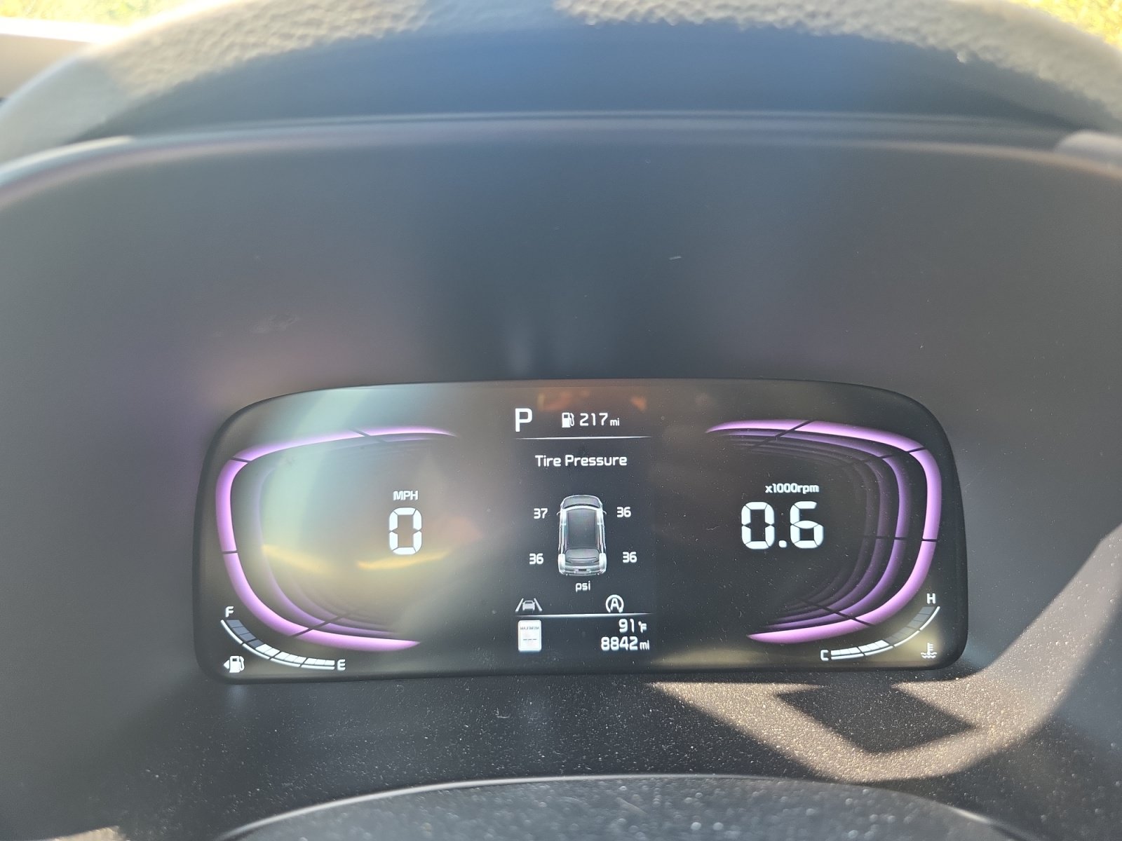 Certified 2025 Kia Soul LX w/ LX Technology Package FWD image 18