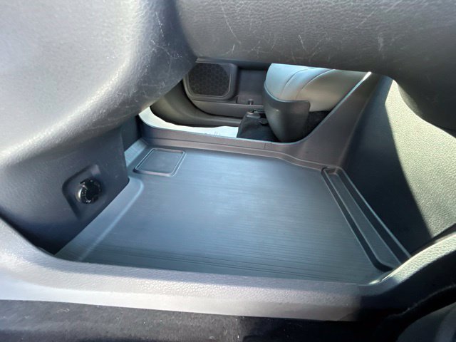 Used 2022 Toyota Sienna XLE AWD/4WD image 57