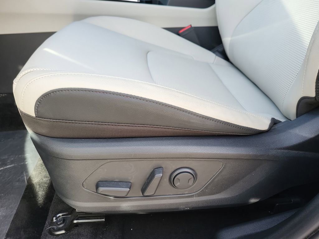 New 2026 Kia Sportage EX image 8