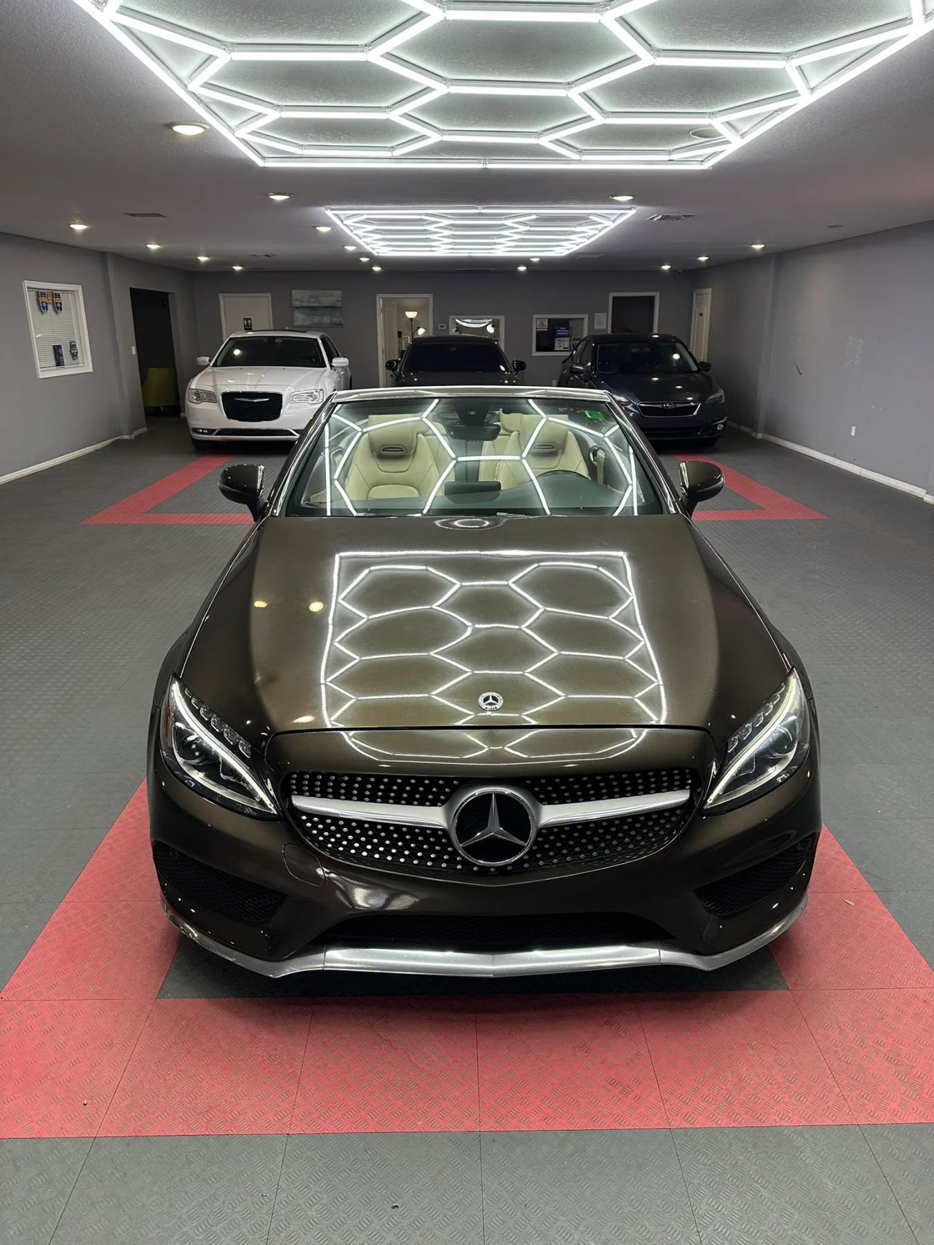 Used 2018 Mercedes-Benz C 300 Cabriolet image 2
