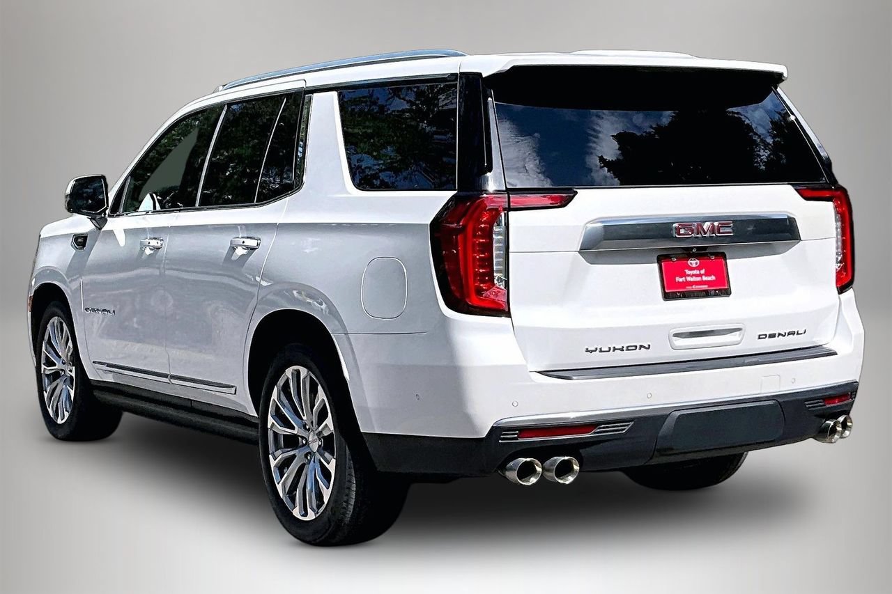 Used 2023 GMC Yukon Denali w/ Denali Reserve Package AWD/4WD image 4