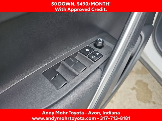 Used 2023 Toyota Corolla Cross SE AWD/4WD image 12