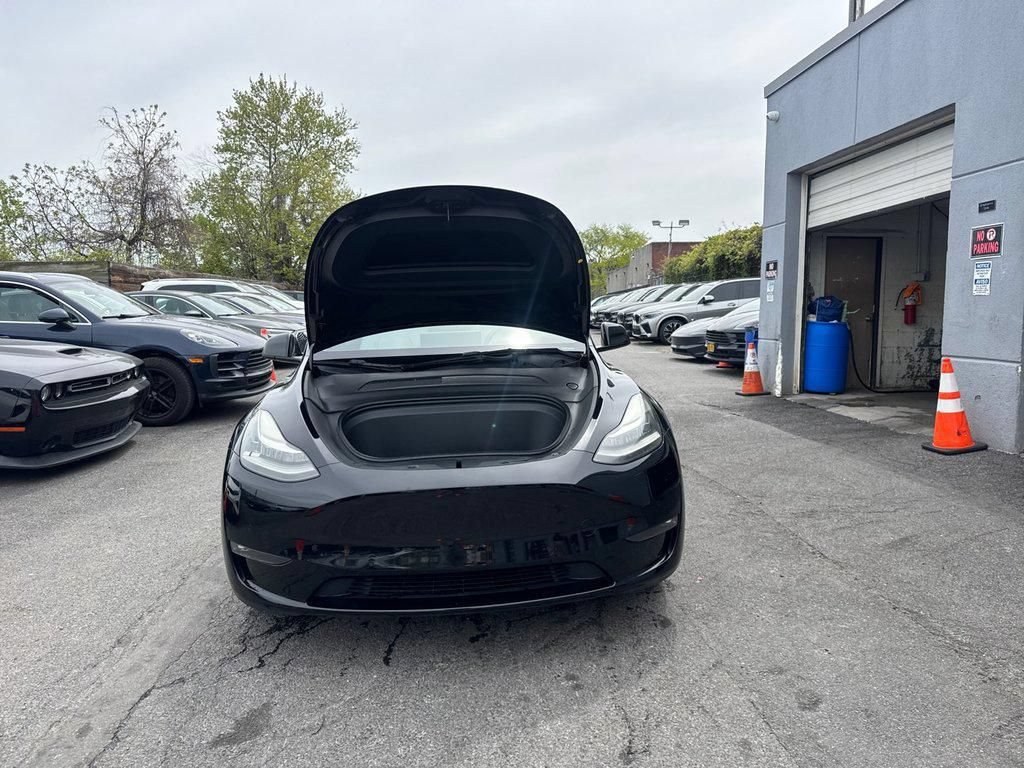 Used 2021 Tesla Model Y Long Range AWD/4WD image 36