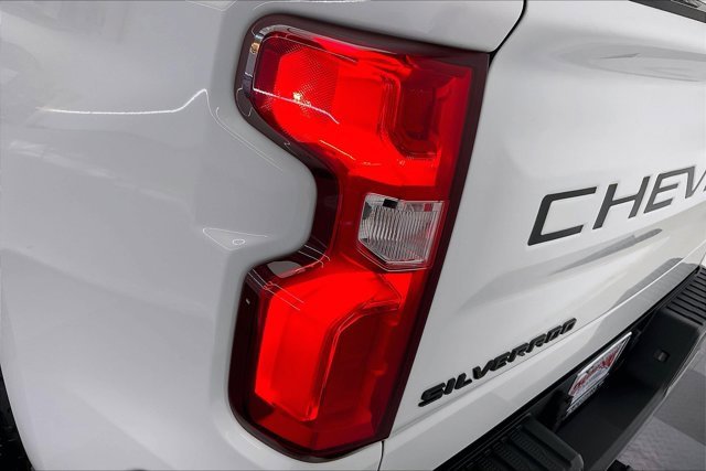 Used 2022 Chevrolet Silverado 1500 LT Trail Boss w/ Convenience Package II image 29