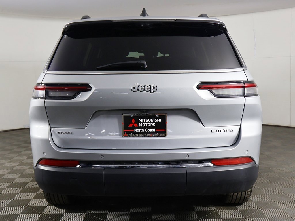 Used 2024 Jeep Grand Cherokee L Limited w/ Luxury Tech Group II image 16