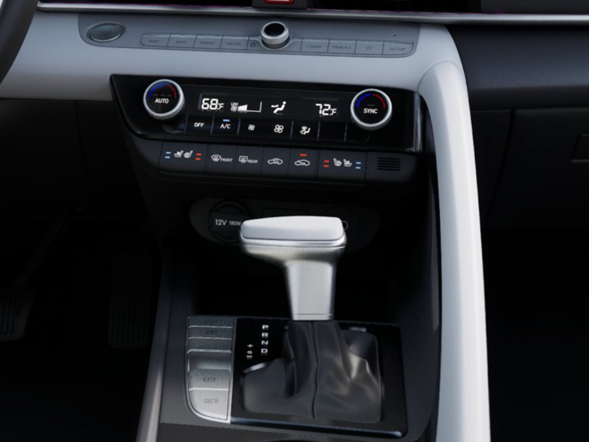 New 2026 Hyundai Elantra Limited FWD image 18