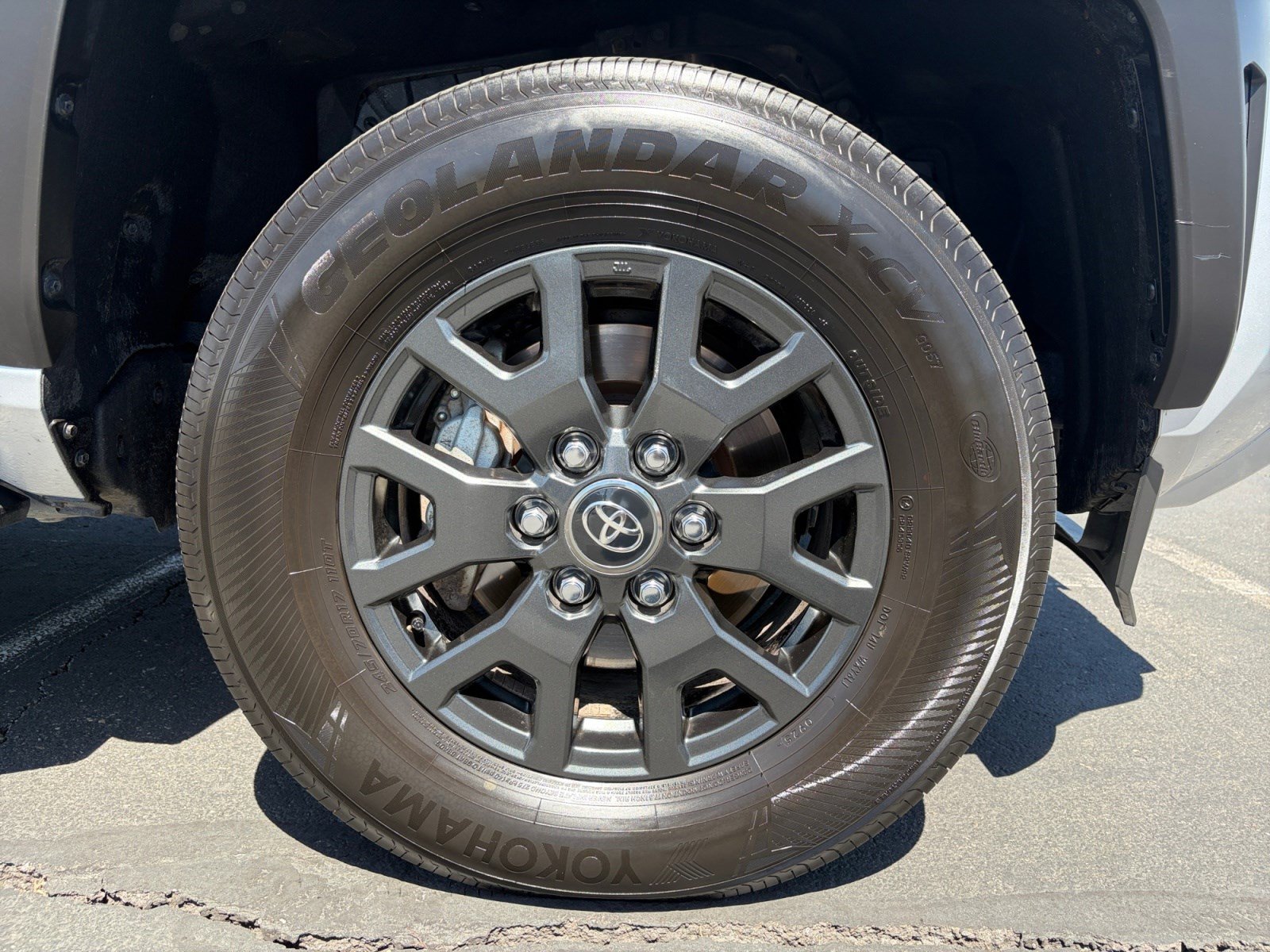 Certified 2025 Toyota 4Runner SR5 AWD/4WD image 30