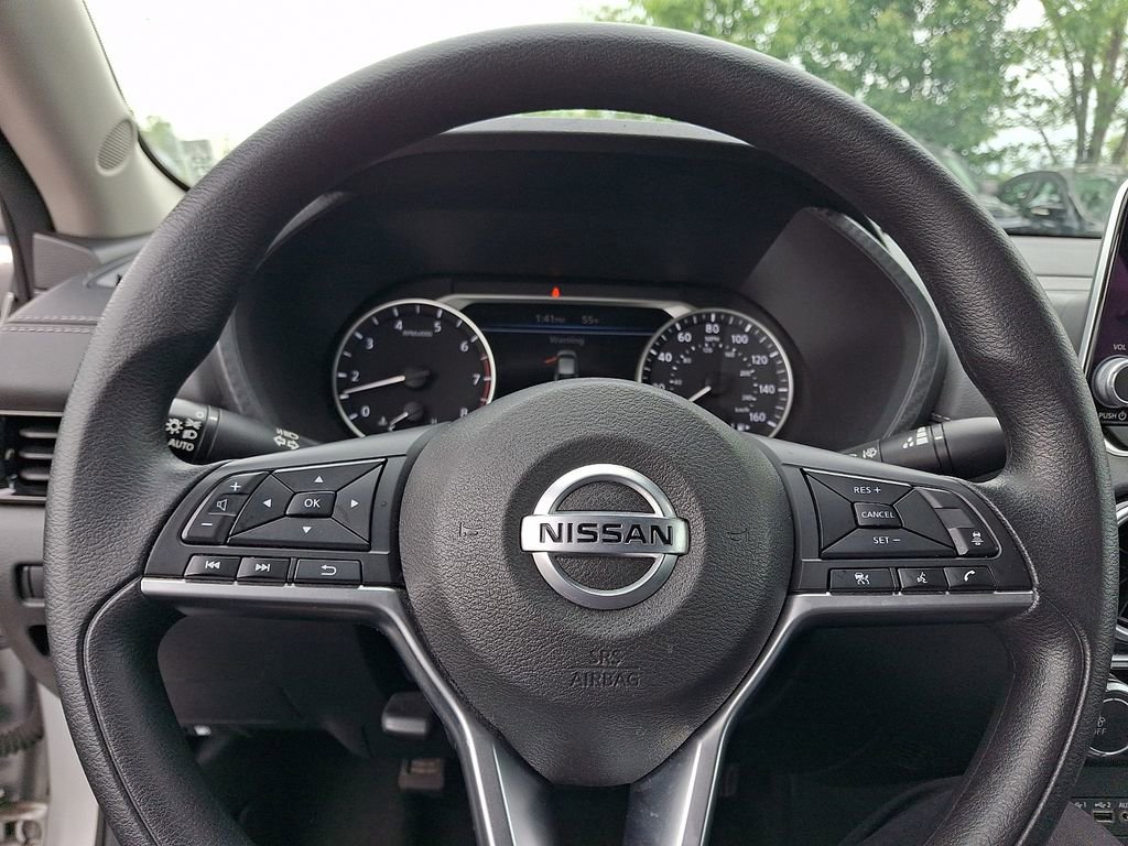 Used 2023 Nissan Sentra SV FWD image 18