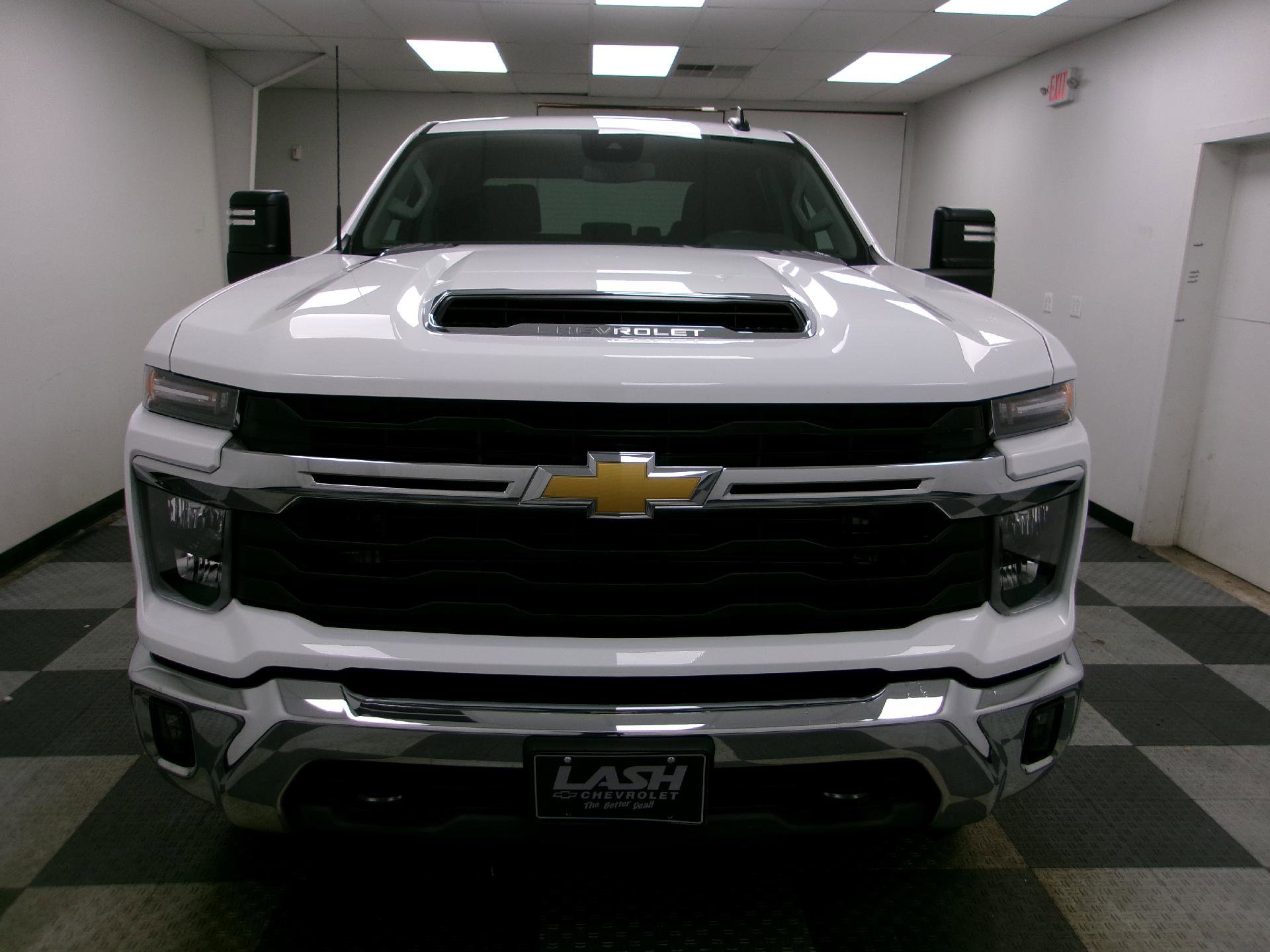 Certified 2025 Chevrolet Silverado 2500 LT w/ Convenience Package AWD/4WD image 13