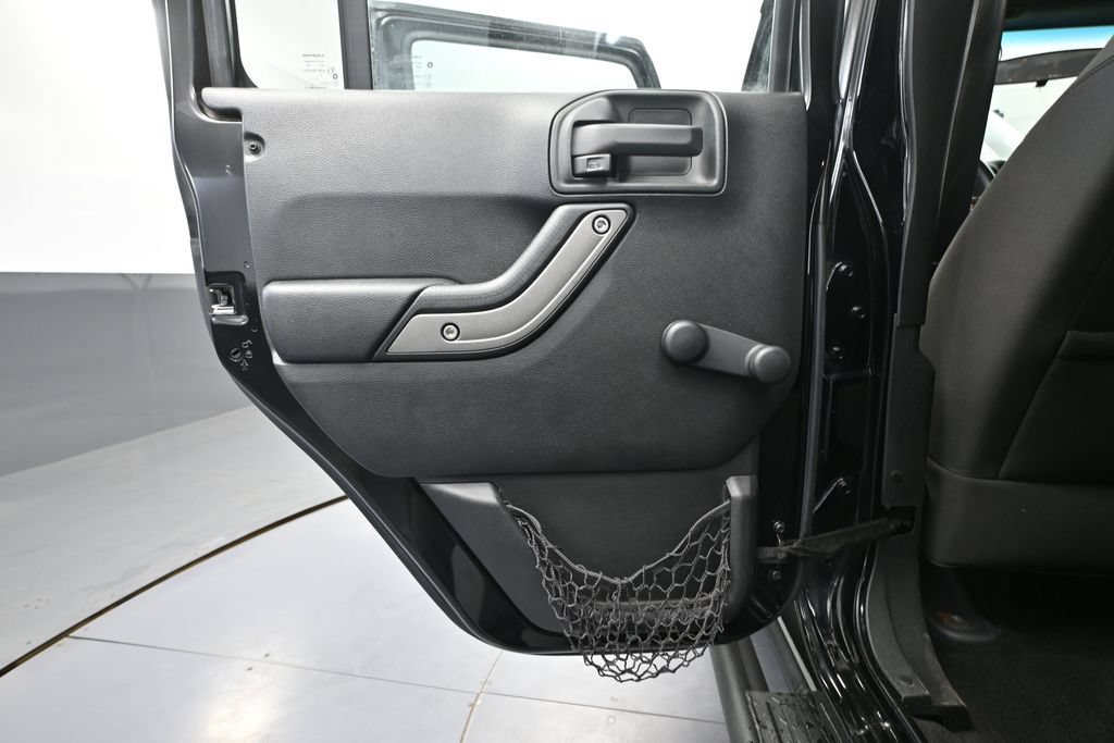 Used 2016 Jeep Wrangler Unlimited Sport AWD/4WD image 26