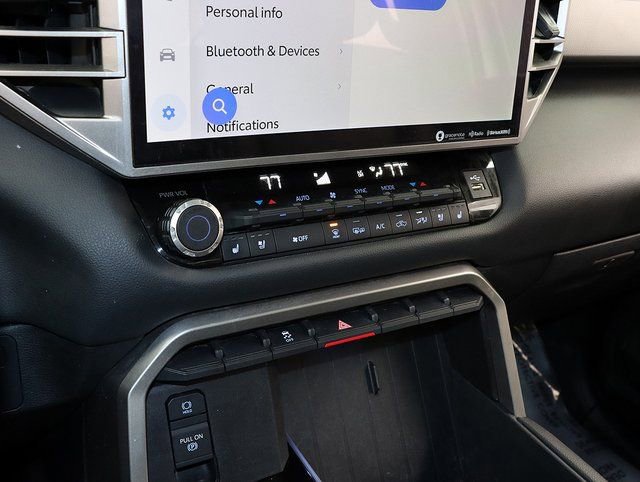 Used 2023 Toyota Tundra Limited image 19