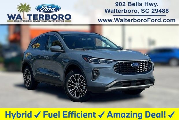 New 2025 Ford Escape SE