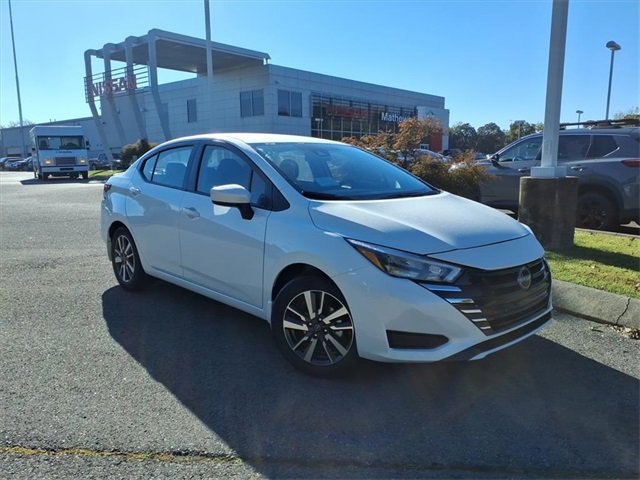 New 2025 Nissan Versa SV
