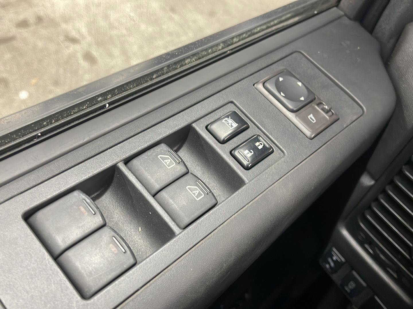 Used 2012 Nissan Titan PRO-4X w/ Pro-4x Luxury Pkg image 14