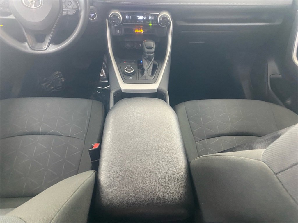 Used 2025 Toyota RAV4 XLE image 11