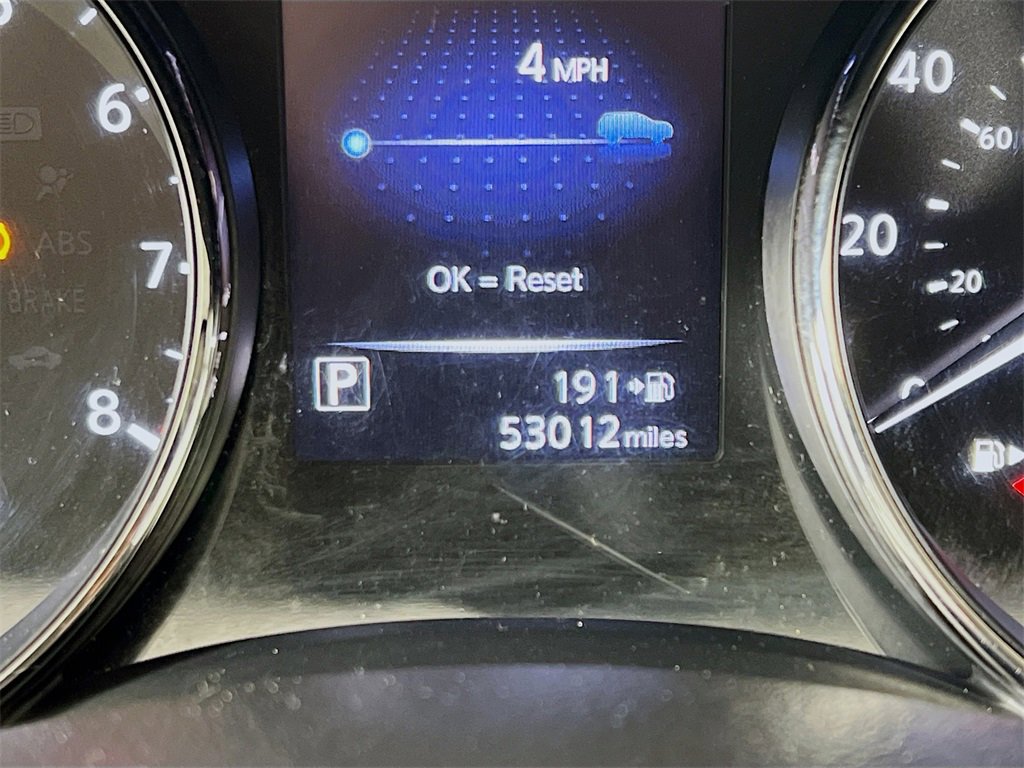 Used 2017 Nissan Rogue Sport SL w/ SL Premium Package image 12