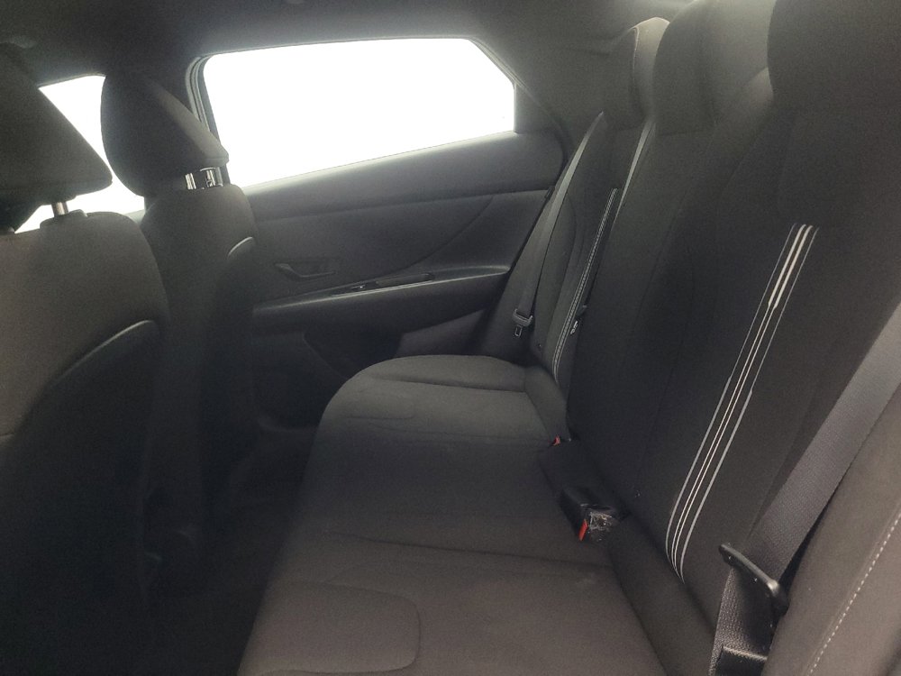 Used 2025 Hyundai Elantra Sport w/ Cargo Package FWD image 18