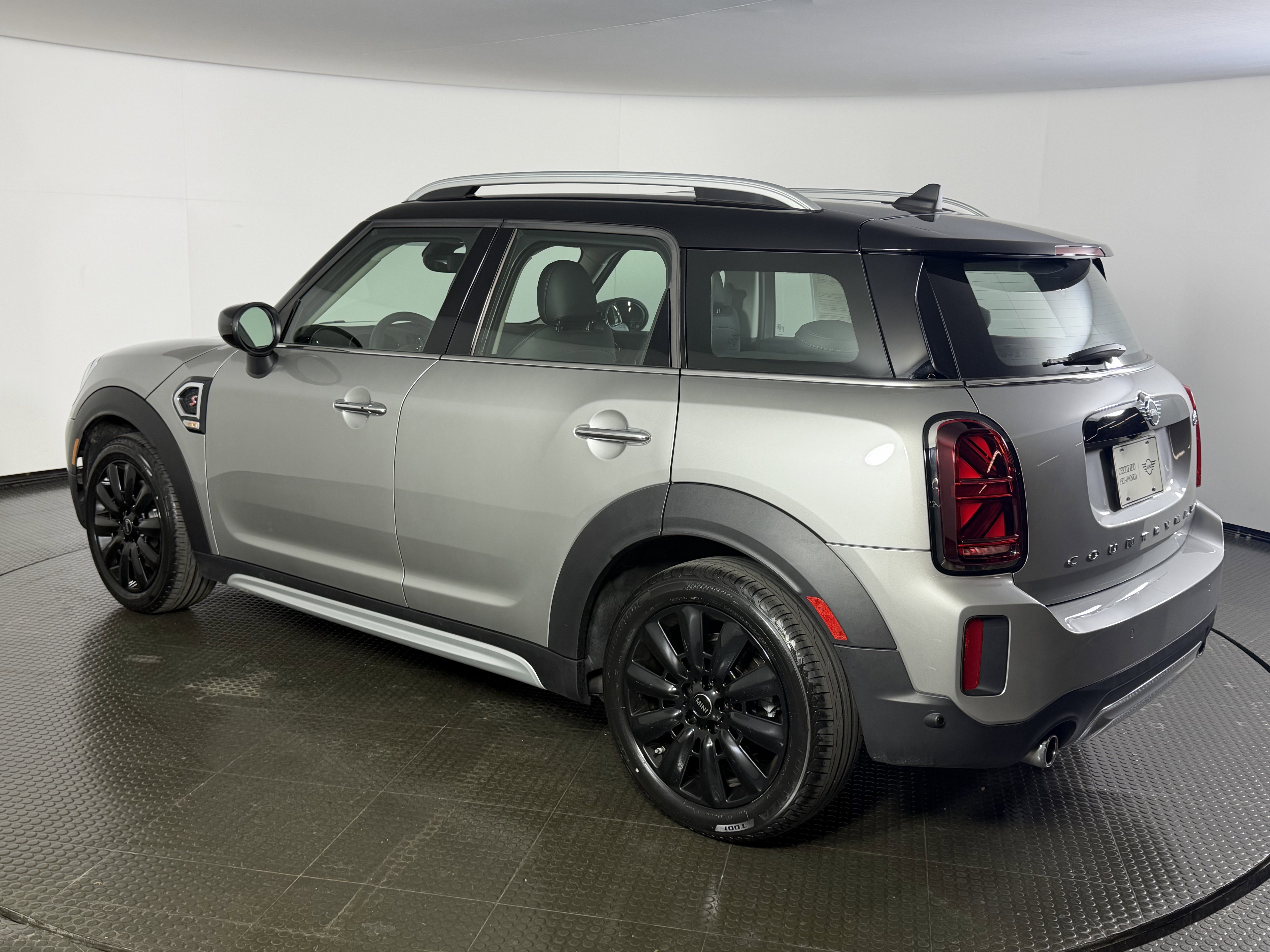 Used 2024 MINI Cooper Countryman S FWD image 6