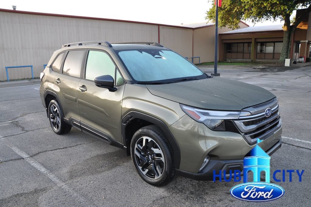 Used 2025 Subaru Forester Limited AWD/4WD image 6