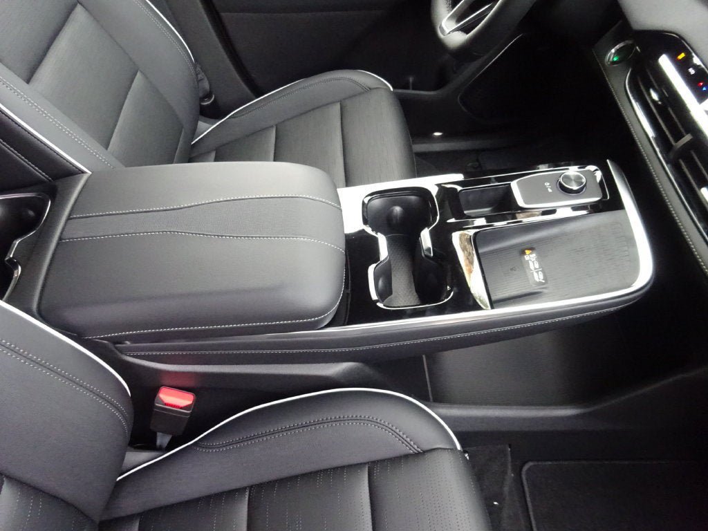New 2026 Buick Enclave Sport Touring w/ Power Package FWD image 17