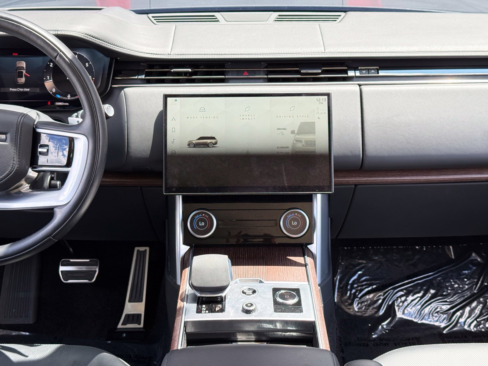 Used 2023 Land Rover Range Rover Autobiography AWD/4WD image 30