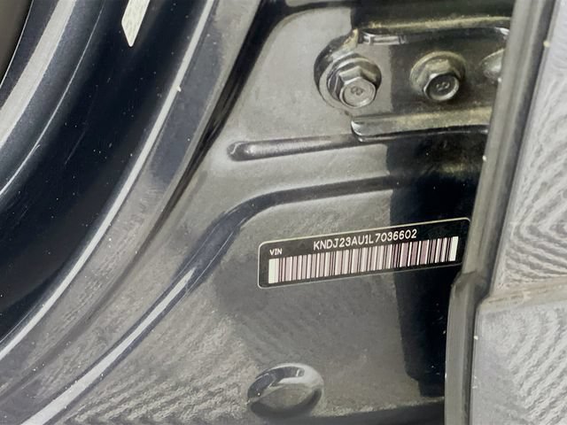 Used 2020 Kia Soul LX FWD image 30