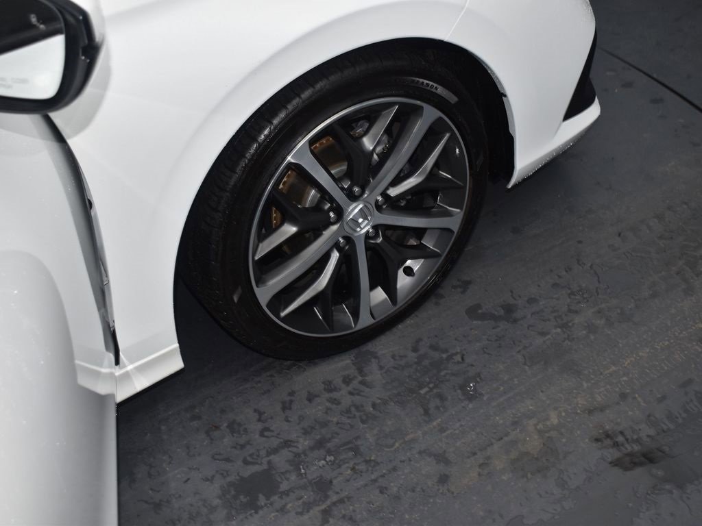 Used 2024 Honda Civic Touring image 15