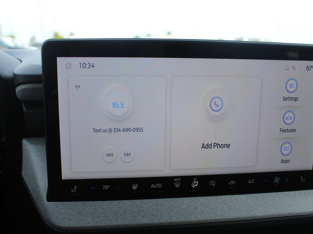 New 2026 Ford Maverick XLT w/ XLT Luxury Package image 6